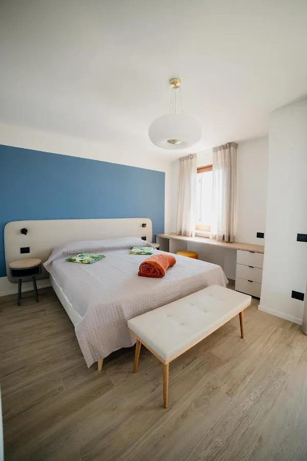 Appartamento La Casa Degli Acquerelli Garda   Garda (Verona)